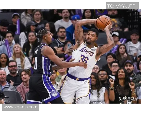 开拓者与湖人精彩对决回放全景分析与赛后点评