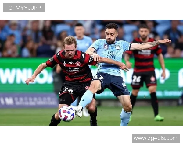 悉尼流浪者迎战惠灵顿球队展现激烈对抗与精彩进攻的足球盛宴