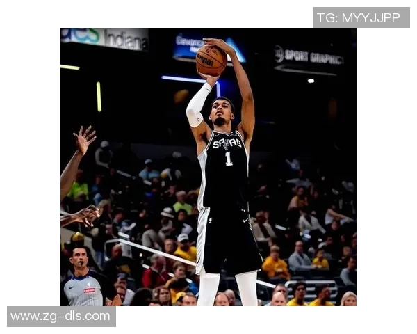 文班亚马场均20分10篮板3盖帽表现抢眼新秀奖争夺战已无悬念