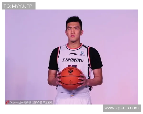 方硕的篮球之路:从青涩少年到职业球员的成长历程与挑战 方硕的篮球之路:从青涩少年到职业球员的成长历程与挑战